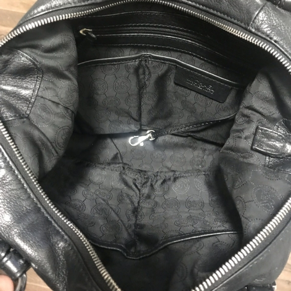 Michael Kors Shoulder Bag - Picture 3 of 4